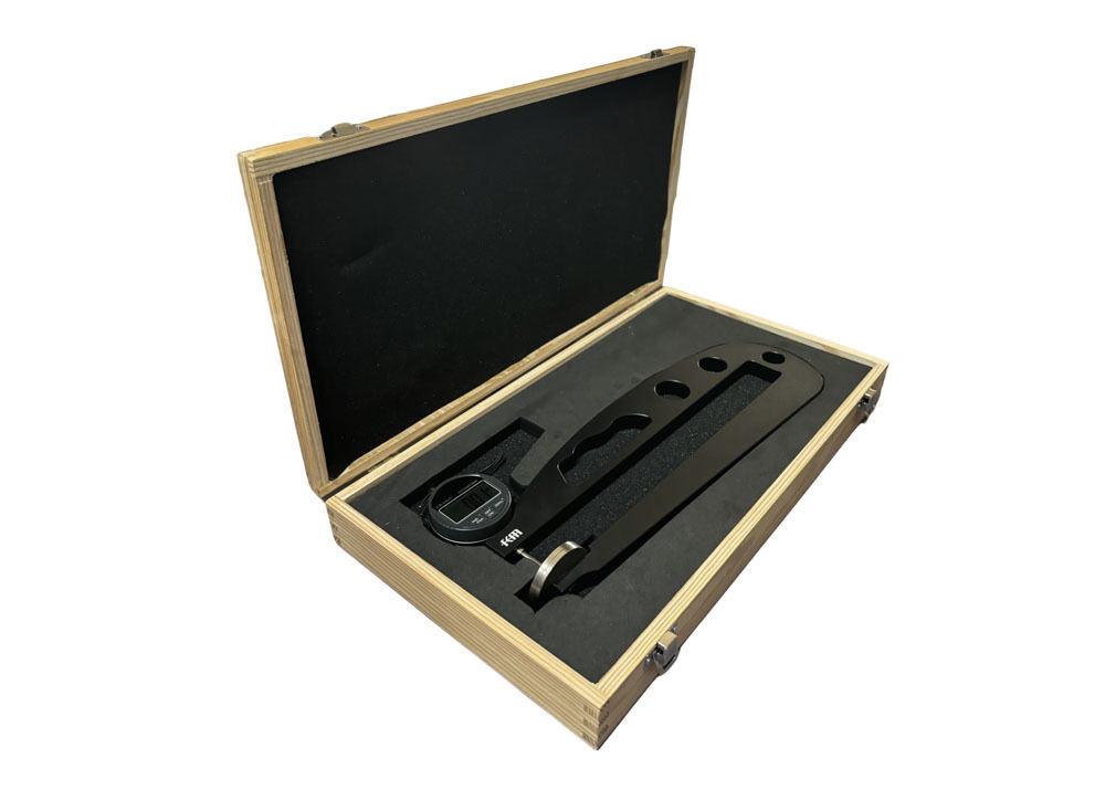 Optional Ceramic Measuring Face Measuring Depth 400mm Throat Digital Thickness Gauge with LCD Display